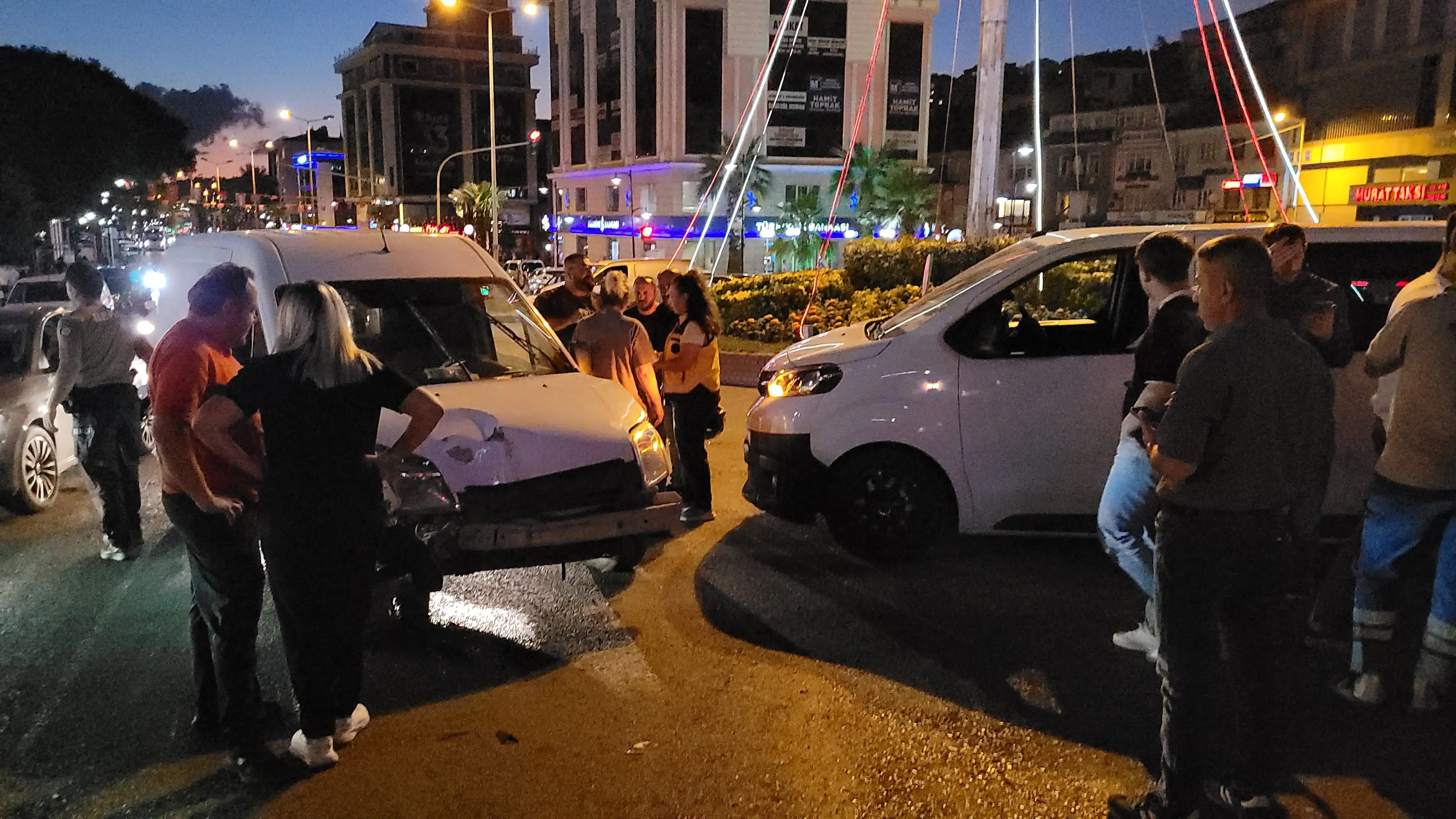 Ereğli'de trafik kazası 4'ü çocuk 7 kişi yaralandı