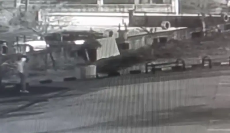 Okul Bahçesinde Vandalizm: 7 Kişilik Grup Panelleri Kırdı