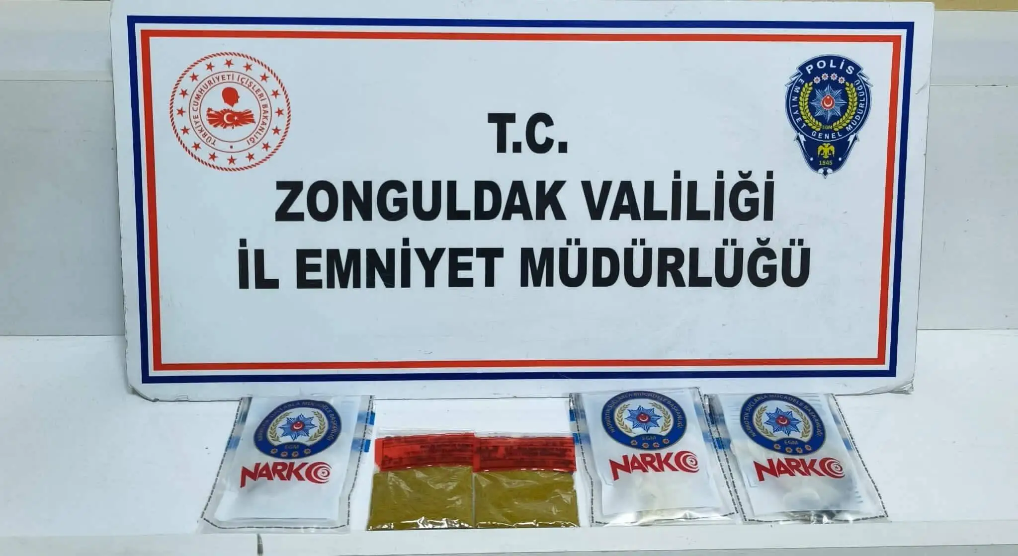 Emniyet ve Jandarmadan Peş Peşe Operasyon: Uyuşturucu ve Düzenekler Ele Geçirildi