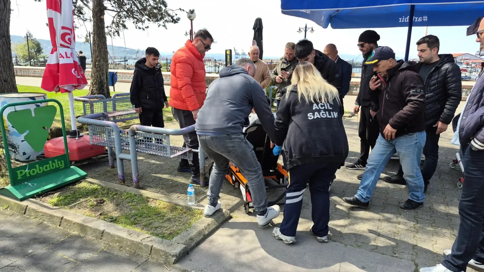 Yayaya Çarptı, Kendisi Yaralandı