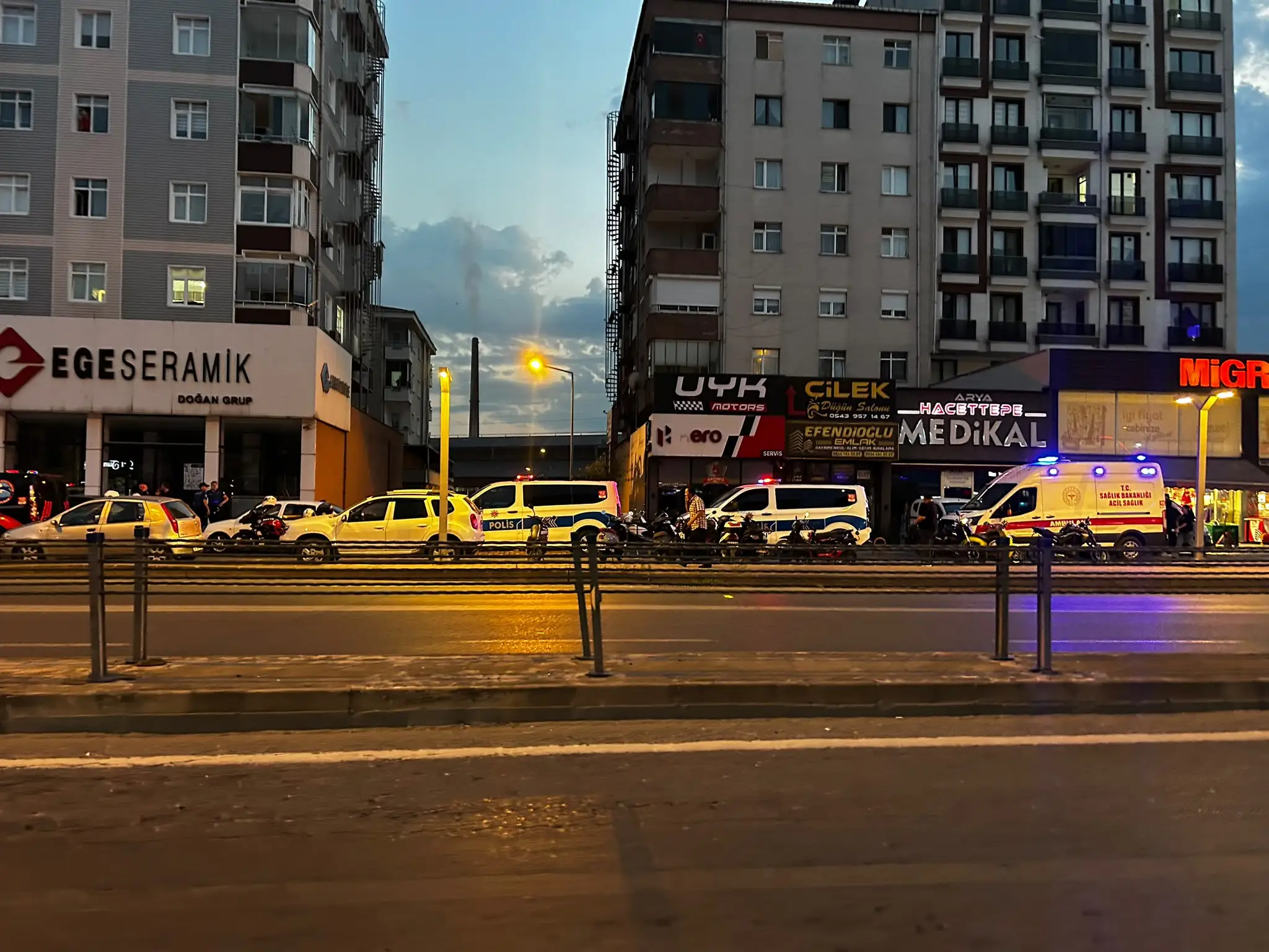 Önce Hamile Eşine, Sonra Komşularına Saldırdı..