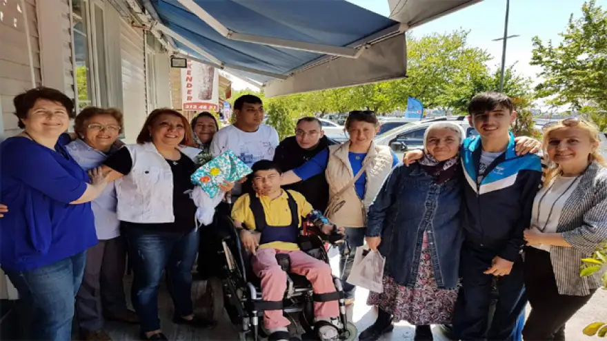 Özel yemekte buluştular

