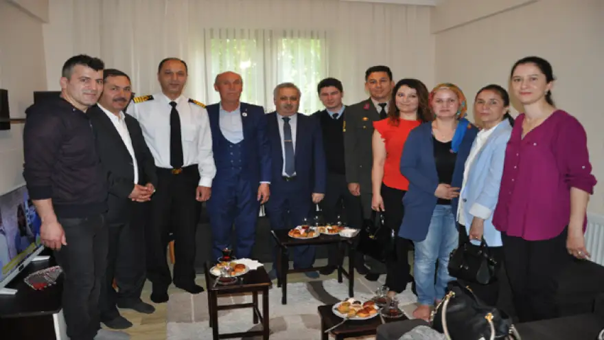 Başkan Uysal Şehit annelerini ziyaret etti