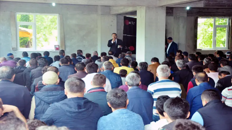 Ören Meşelik Camisinde, İlk Cuma..