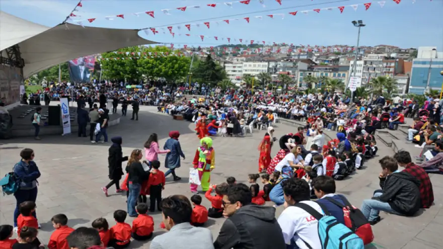 Başkan Uysal’dan LÖSEV’e yer jesti