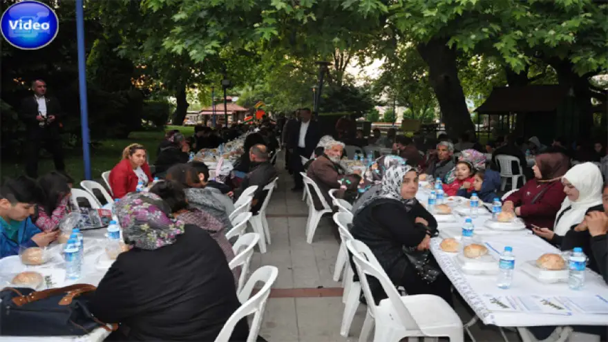1500 Kişi iftar sofrasında buluştu