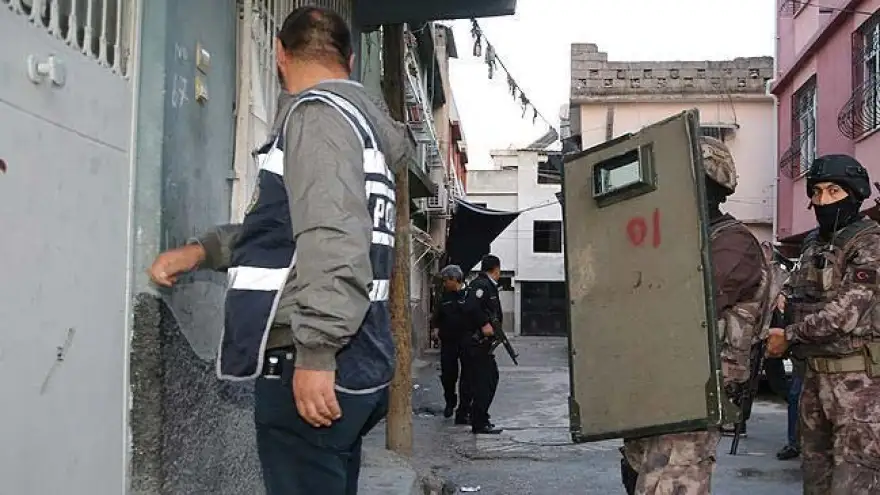 81 ildeki hırsızlık operasyonuna 8 bin 400 polis katıldı