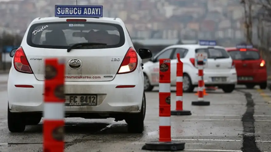 Ehliyet sınavında elektronik sistem devri başlıyor