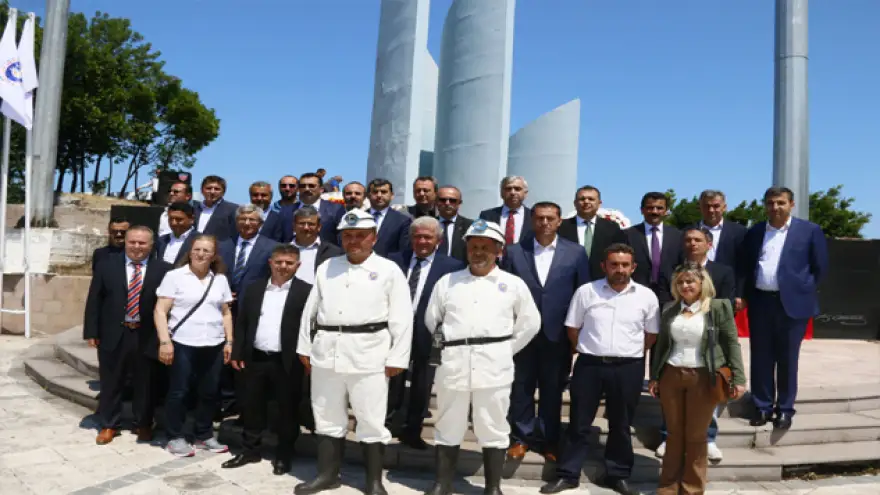 Uzunmehmet, törenle anıldı