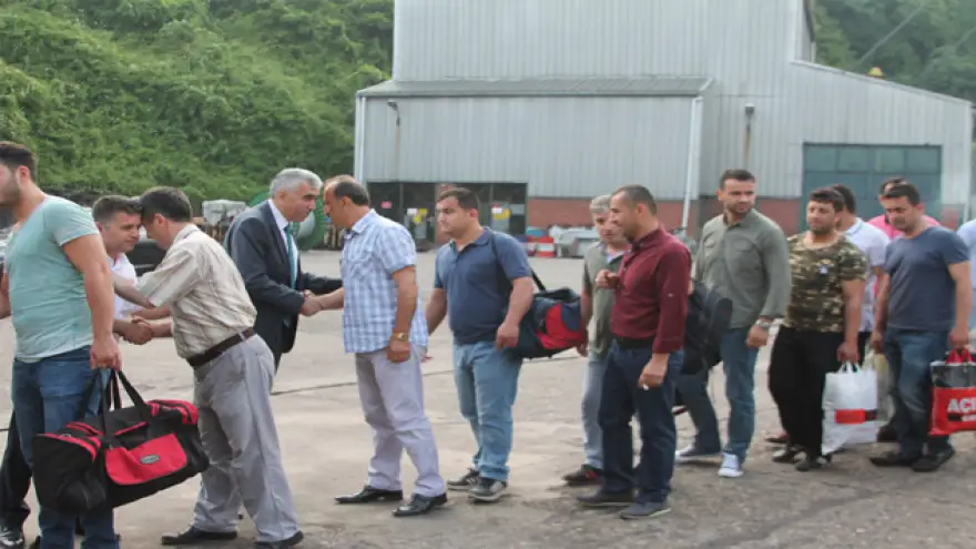 Demirci, Karadon Gelikte madenci ile bayramlaştı