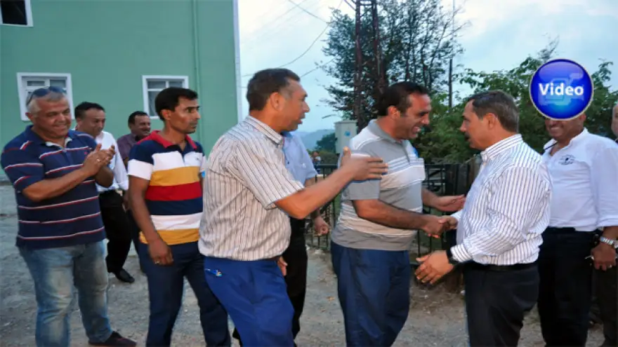 Uysal, roman vatandaşları dinledi..