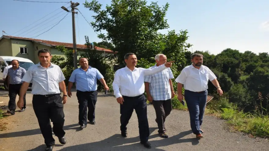 Uysal, muhtarlarla çalışmaları inceledi