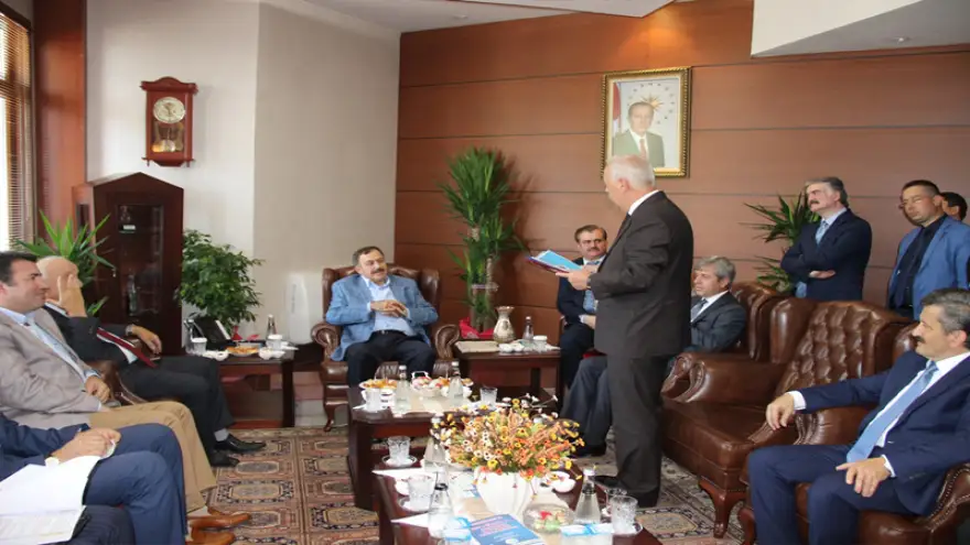 Akdemir, Eroğlu’na dere ıslah proje dosyasını sundu