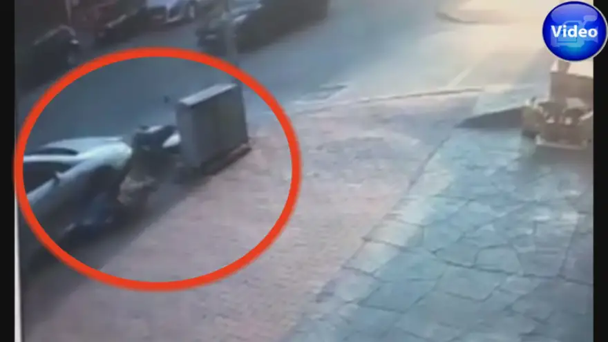 Sürücünün motordan fırlama anı kameralara yansıdı...