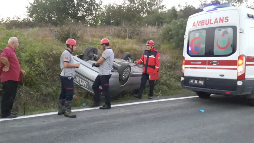 Yoldan çıktı, takla attı: 3 yaralı