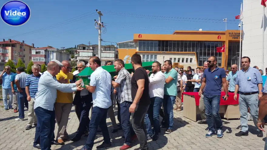 Dualarla son yolculuğuna uğurlandı...