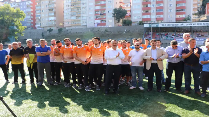 Sezona şampiyonluk parolası ile girdiler...