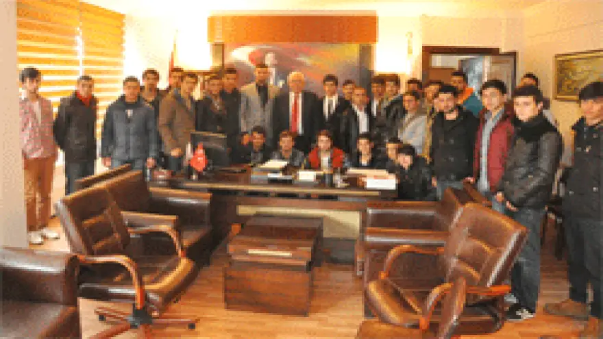 GENÇLERDEN DESTEK ZİYARETİ