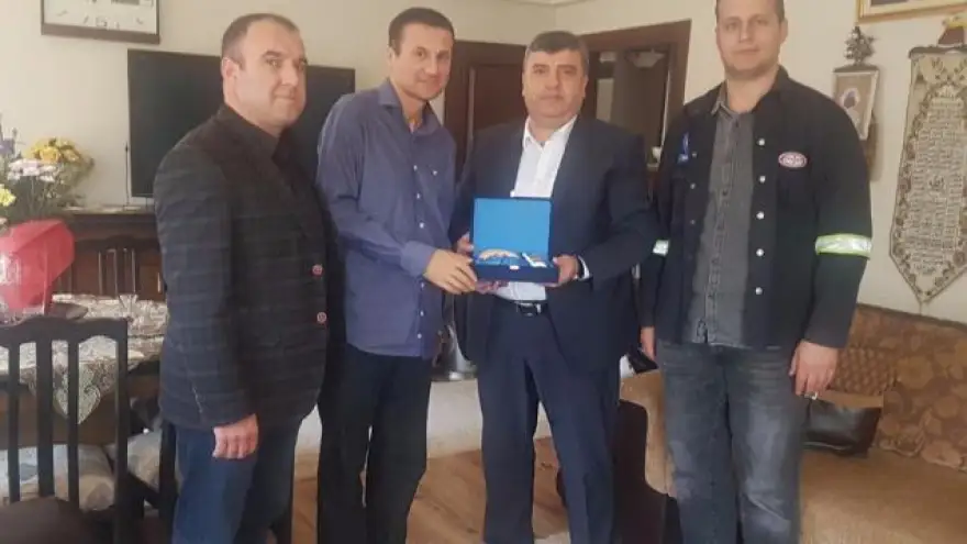 Evinde ziyaret ettiler...