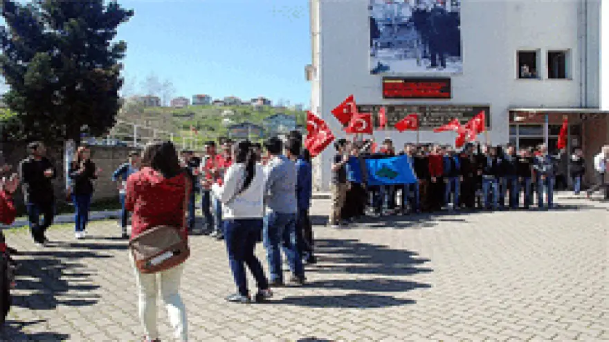 NEVRUZ KUTLAMASINDA GERGİN ANLAR