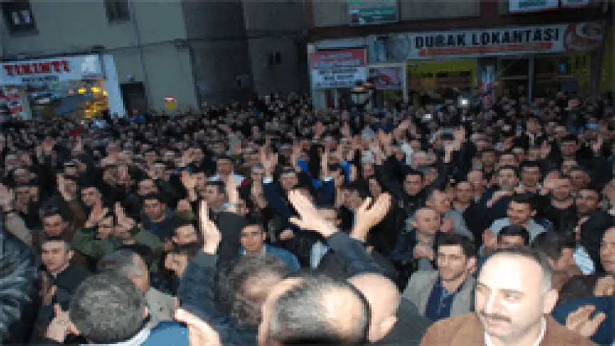 ERDEMİRLİ'NİN SAAT ÜCRETİNE ZAM