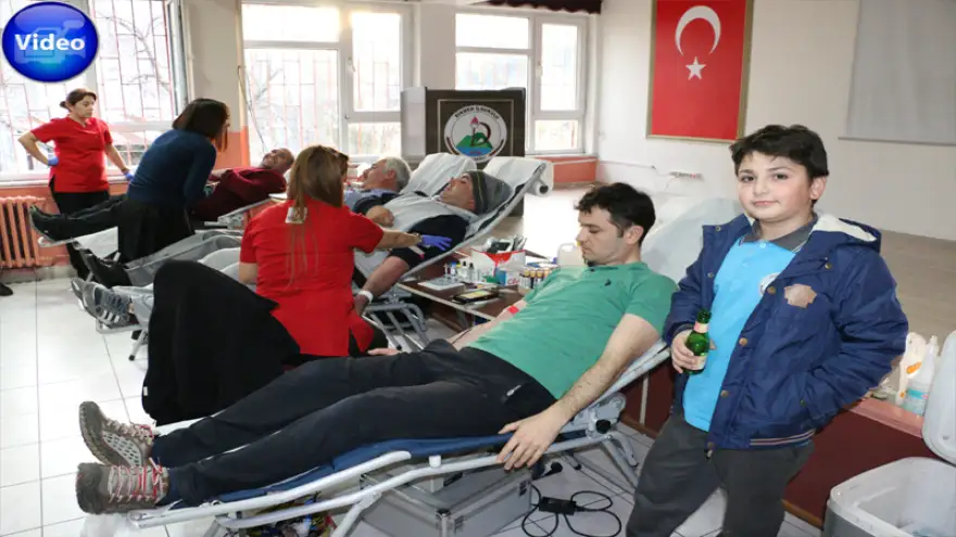 Dikmen ilkokulundan 60 ünite kan bağışı…