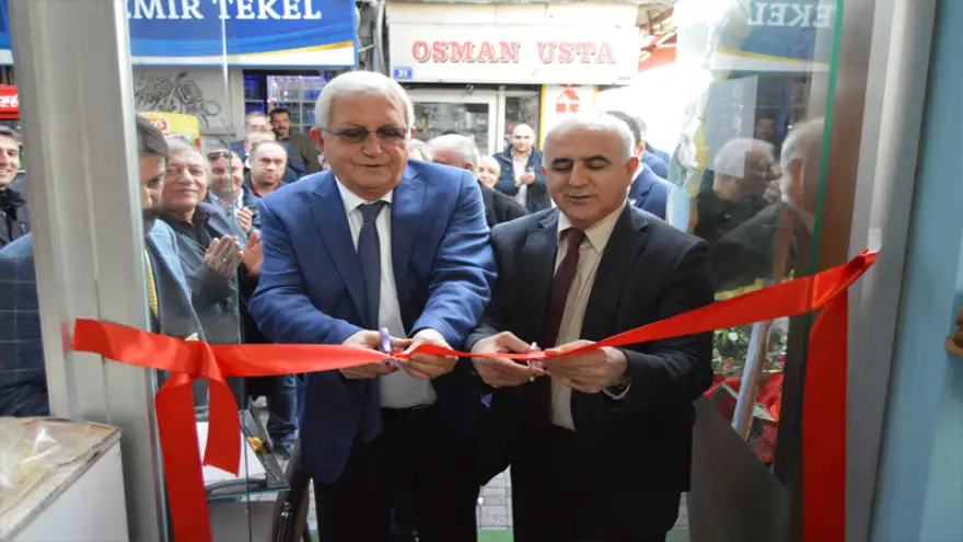 Lider Kokoreç resmi açılışını gerçekleştirdi