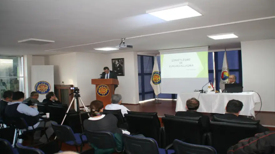 TSO “Kurumsallaşma” Konferansı düzenledi