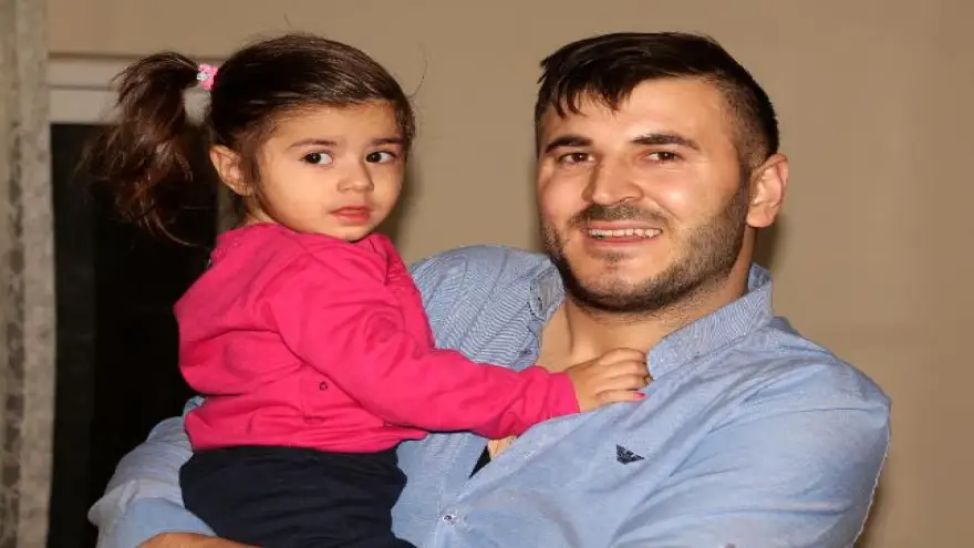 Esila babasına kavuştu