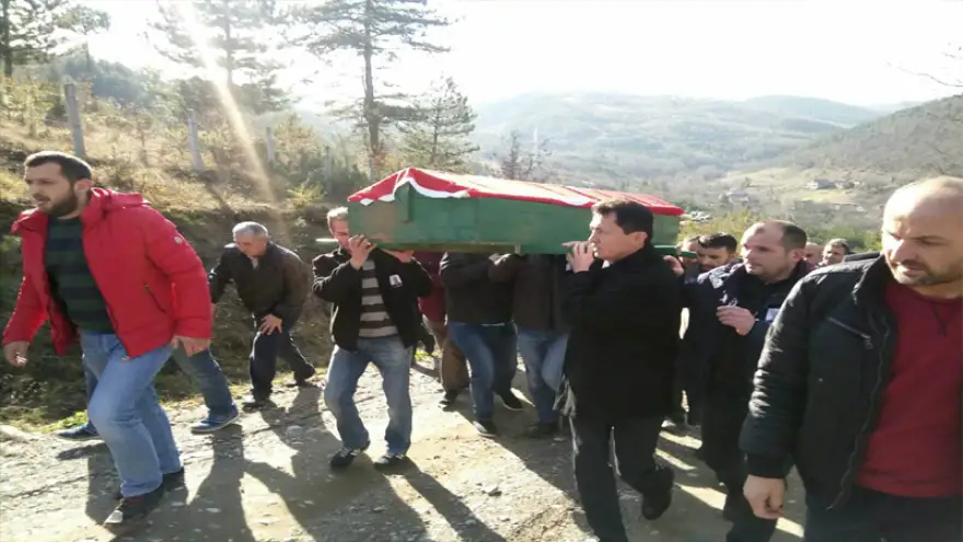 Bayraktar, “Maden şehidimiz Dereli’ye rahmet diliyorum”
