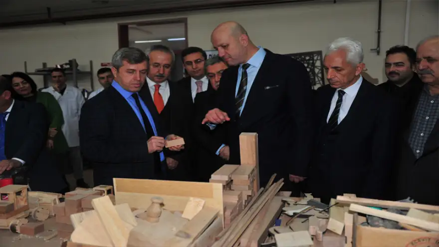 Vali Çınar, BEÜ Çaycuma Kampüsünü Ziyaret Etti