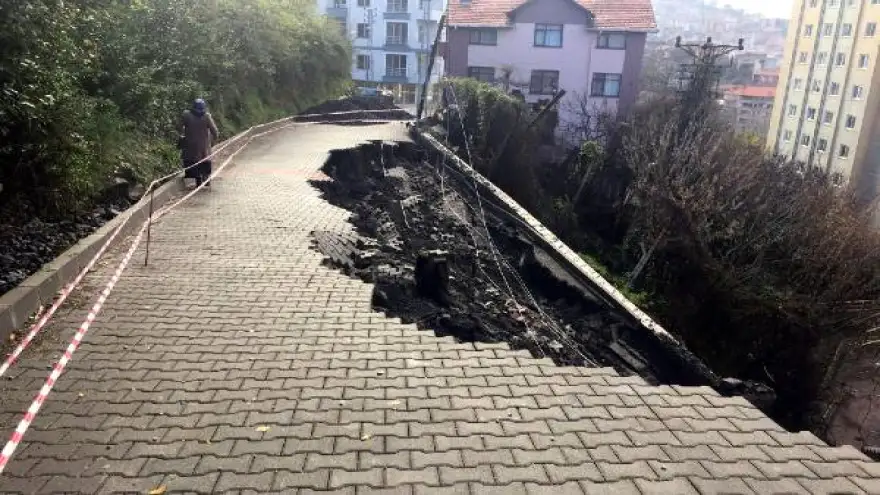 Valilik'ten heyelanla ilgili açıklama... 