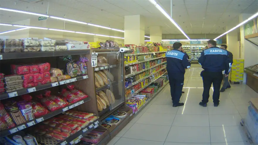 Zabıtadan yerel ve ulusal marketlere denetim..