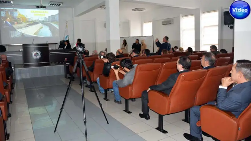 Başkan Uysal, mecliste altyapıyı anlattı