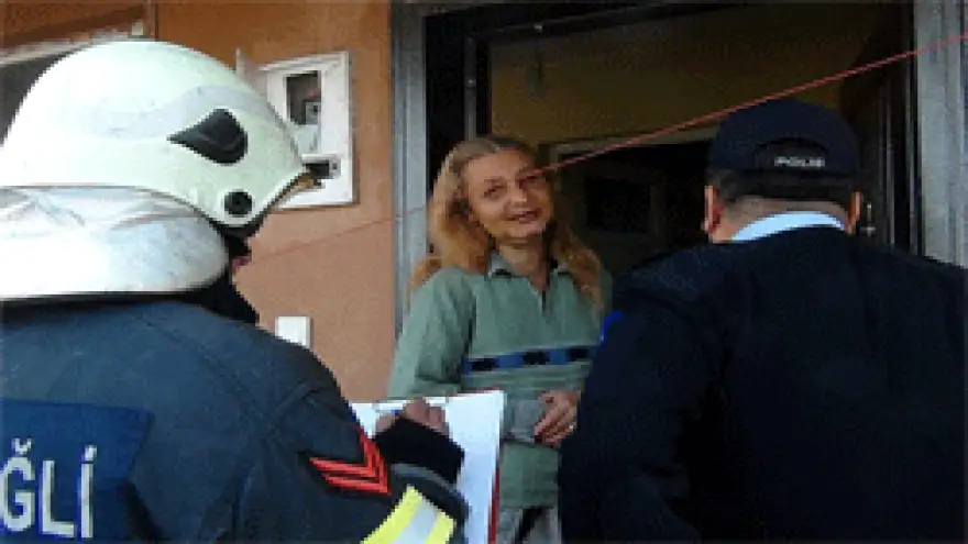 YEDİĞİ DAYAKTAN KURTULDU SICAK SU İLE YANACAKTI