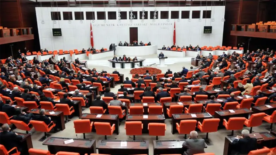 Seçmen seçtiği vekiline güvenmiyor…