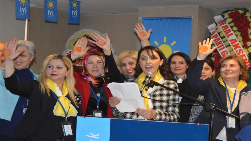 İYİ Parti Tazegül ile yola devam...