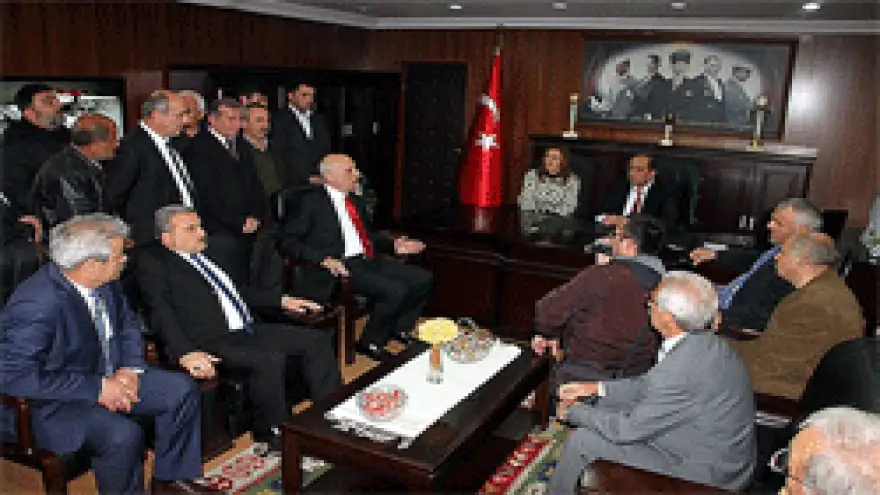 GÜLÜÇ'TE DEVİR TESLİM TÖRENİ YAPILDI