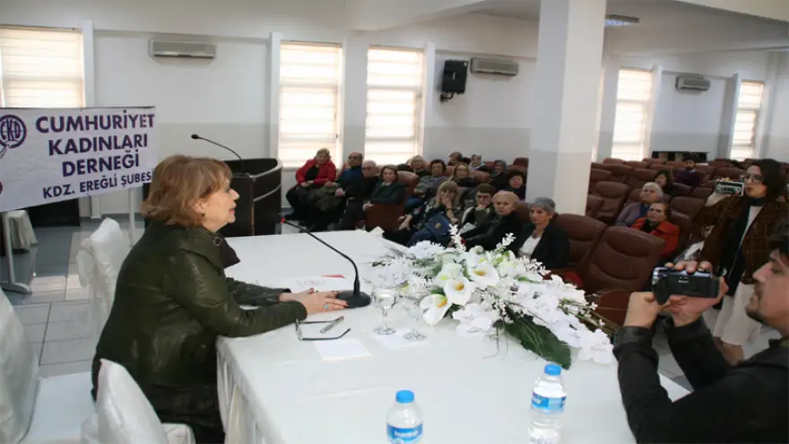 Alpago: “Cumhuriyet bir kadın devrimidir!”