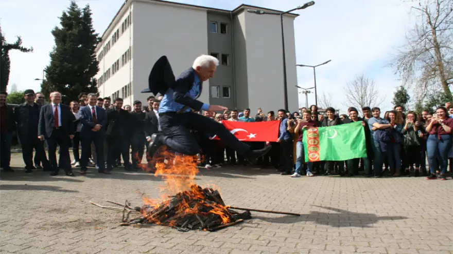 Nevruz ateşi yakıldı