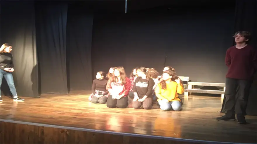 Akdemir 27 Mart Dünya Tiyatro Günü’nü Kutladı