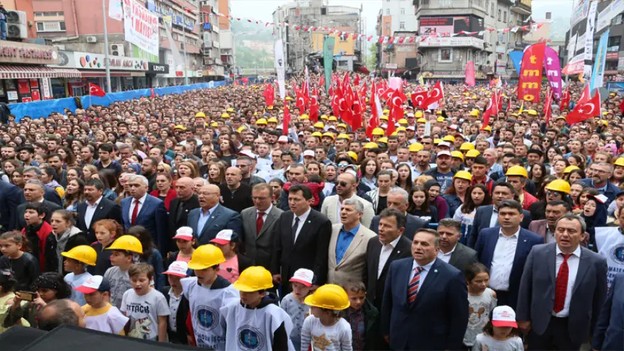 Zonguldak’ta 1 Mayıs Çoşkusu