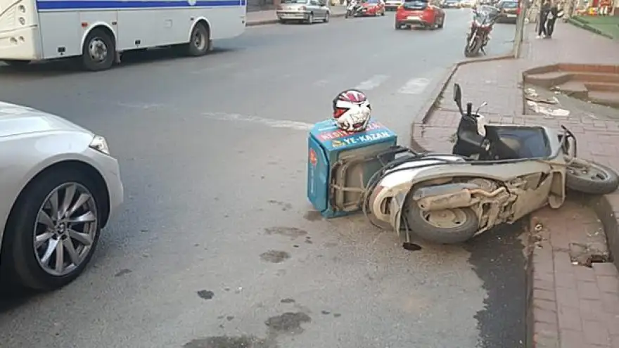 Pizzayı yetiştireyim derken araca çarptı…