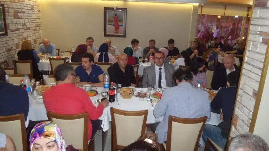 Erdemir Teknikerler Derneği'nde iftar geleneği sürüyor...