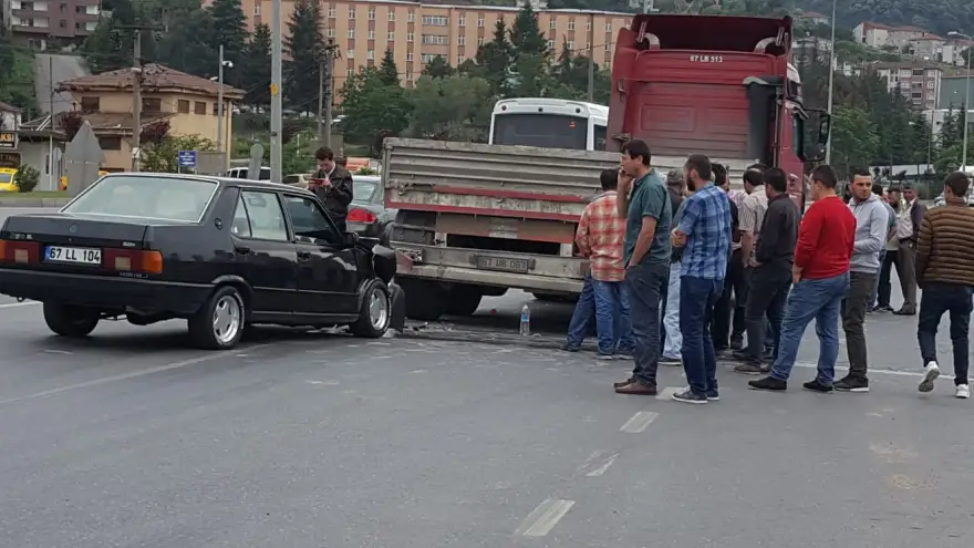 Otomobil pert oldu…