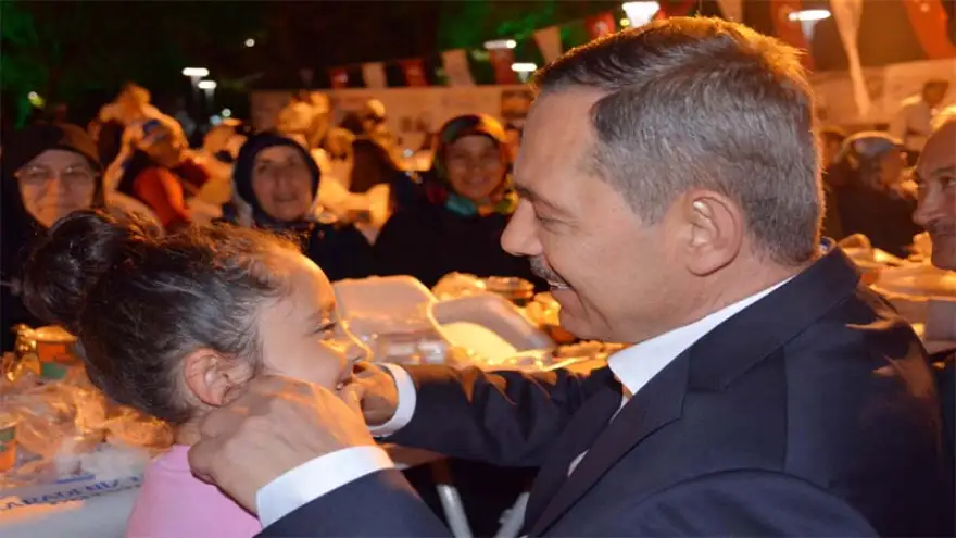 Başkan Uysal’ın Ramazan Bayramı kutlama mesajı