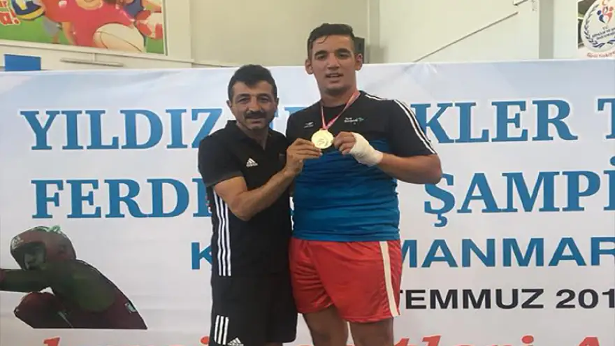 Türk Telekom Milli Boksörü Türkiye Şampiyonu Oldu