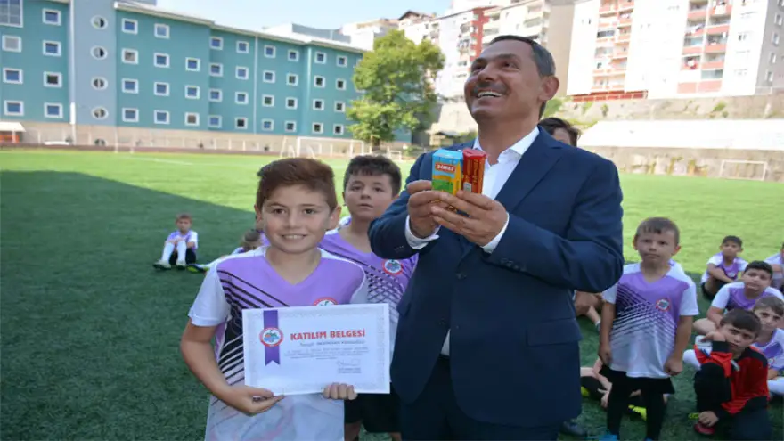 Genç yetenekler sertifikalarını aldı