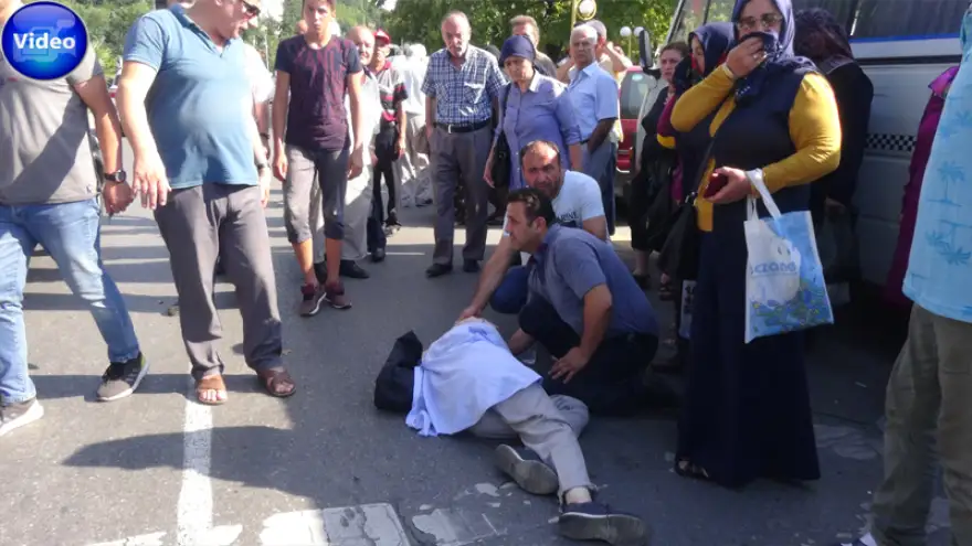 Önce yayaya sonra araçlara çarptı…