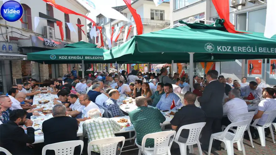 Başkan Uysal, çarşı esnafıyla bir araya geldi